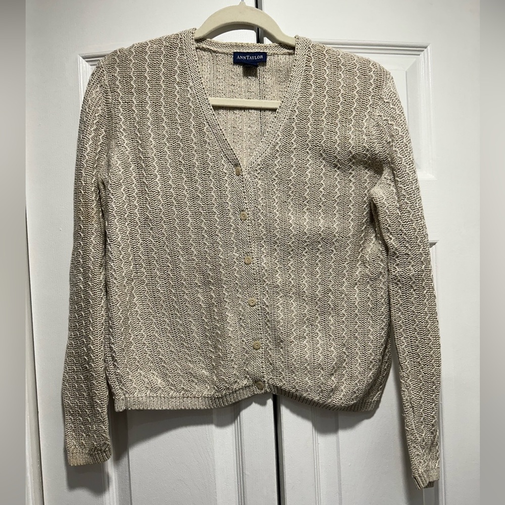 Ann Taylor beige cardigan, M